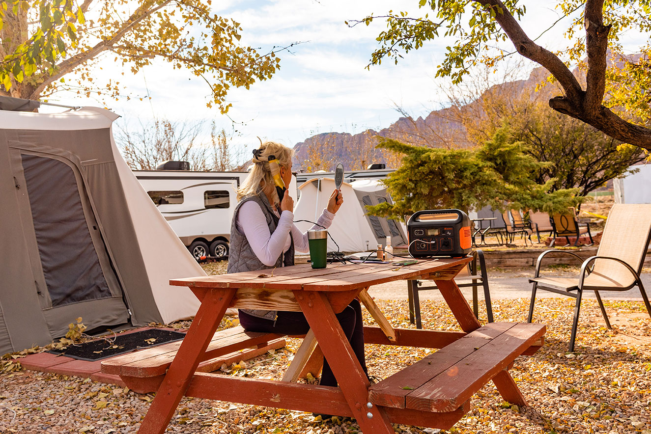 Jackery Portable Power Moab, Utah, Camping, Lifestyle and Adventure Photographer Daniel Britton