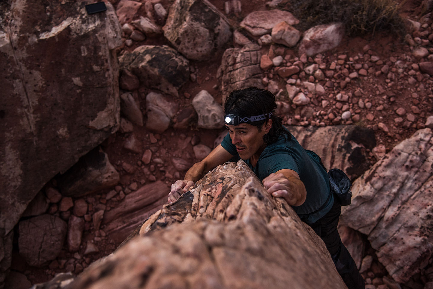 Rock Climbing, Bouldering, Red Rock, Las Vegas, Nevada, Lux Pro Flashlights, Lifestyle Adventure Photographer, Daniel Britton